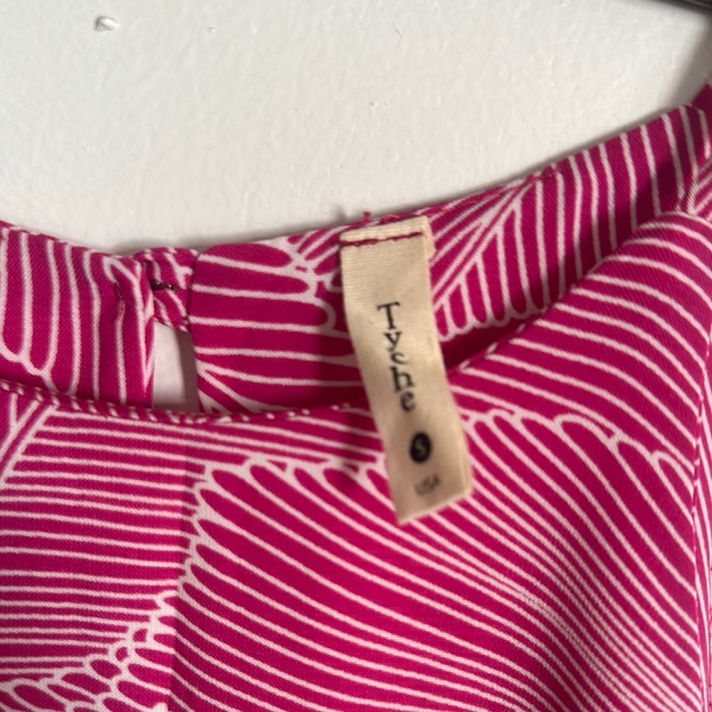 Elegant Pink Leaf Print Mini Dress - Picture 3 of 5